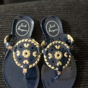 Jack Rogers Georgica Jelly Sandal in Midnight Navy & Gold